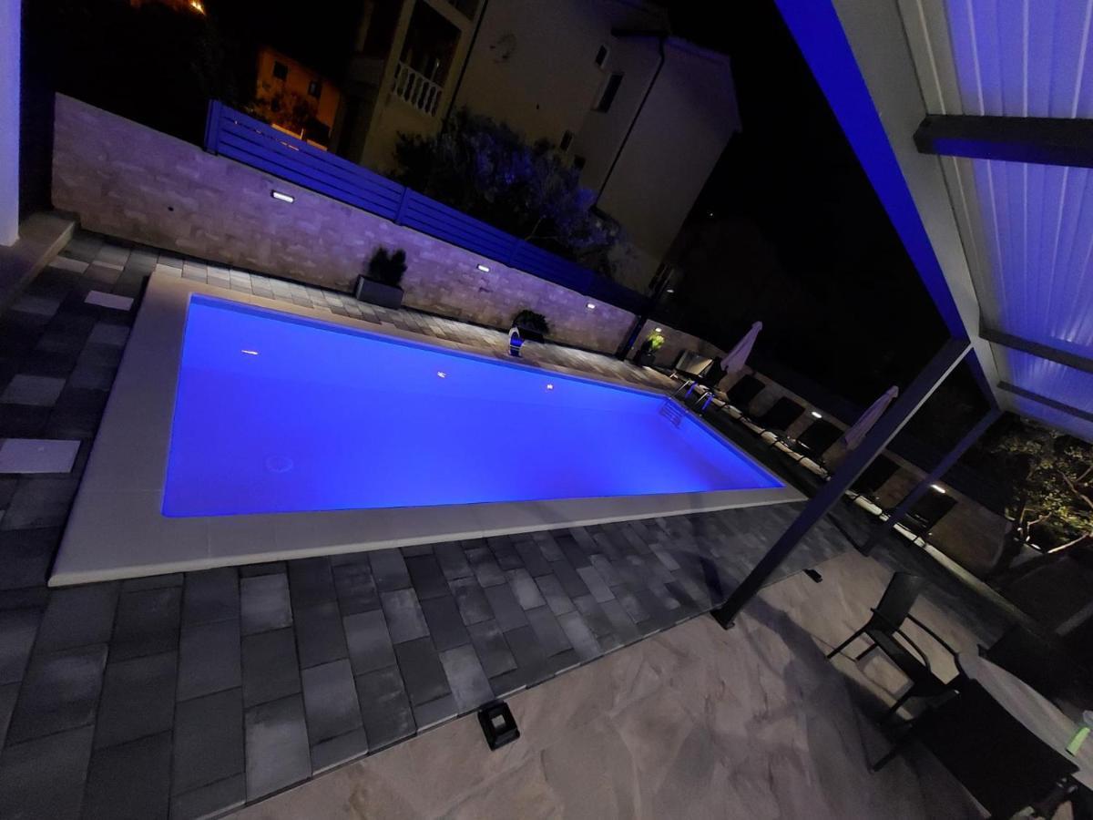 Apartmani Tropical ヴォディツェ エクステリア 写真