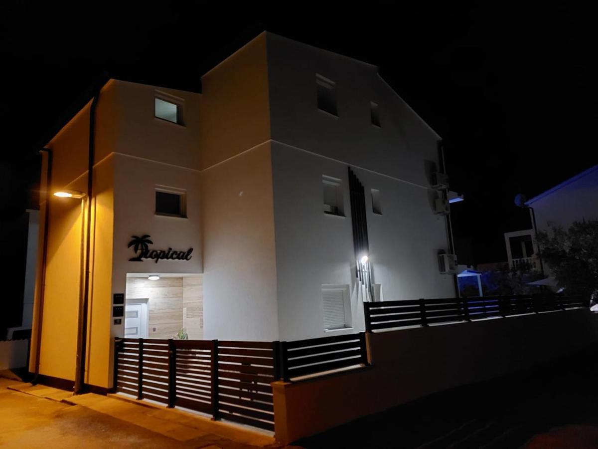 Apartmani Tropical ヴォディツェ エクステリア 写真