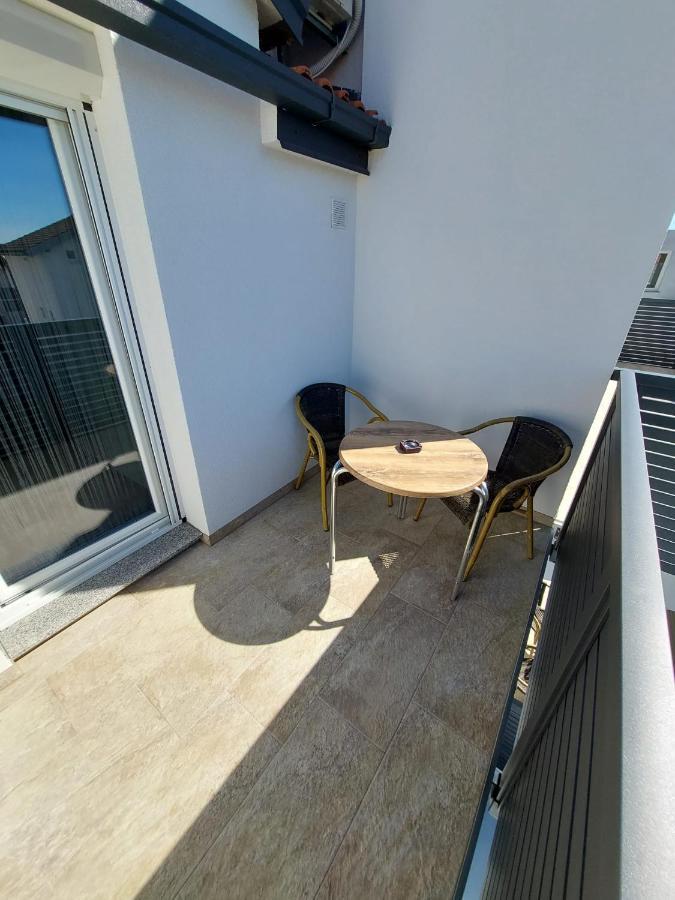 Apartmani Tropical ヴォディツェ エクステリア 写真