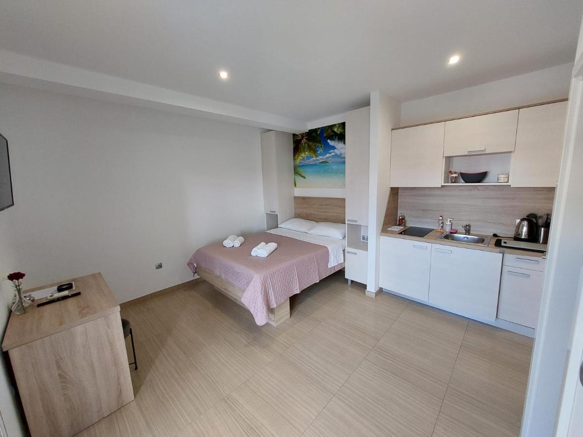 Apartmani Tropical ヴォディツェ エクステリア 写真
